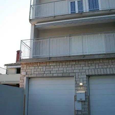 Apartment Vuk Pula