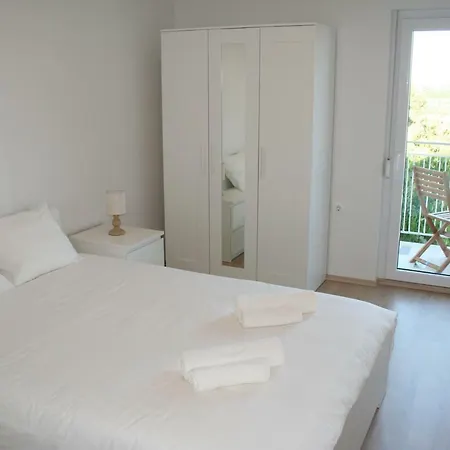 Apartment Vuk *
